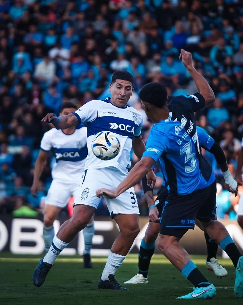 Pese a las dudas el gol de Gimnasia fue anotado para Marcelo Torres
