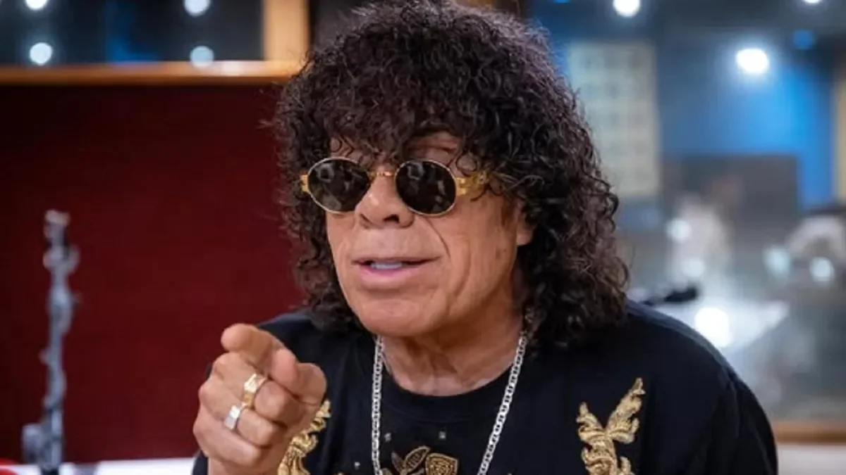La Mona Jiménez generó preocupación en pleno show