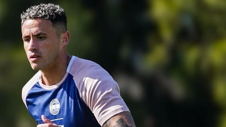 Juan de Dios Pintado, uno de los puntos altos de Gimnasia, entrena en Estancia Chica