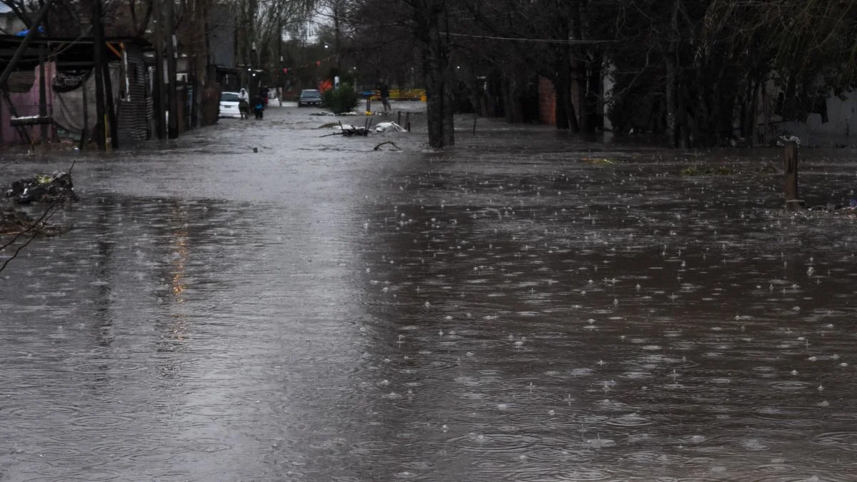 Hubo inundaciones, evacuaciones y alerta en Berisso