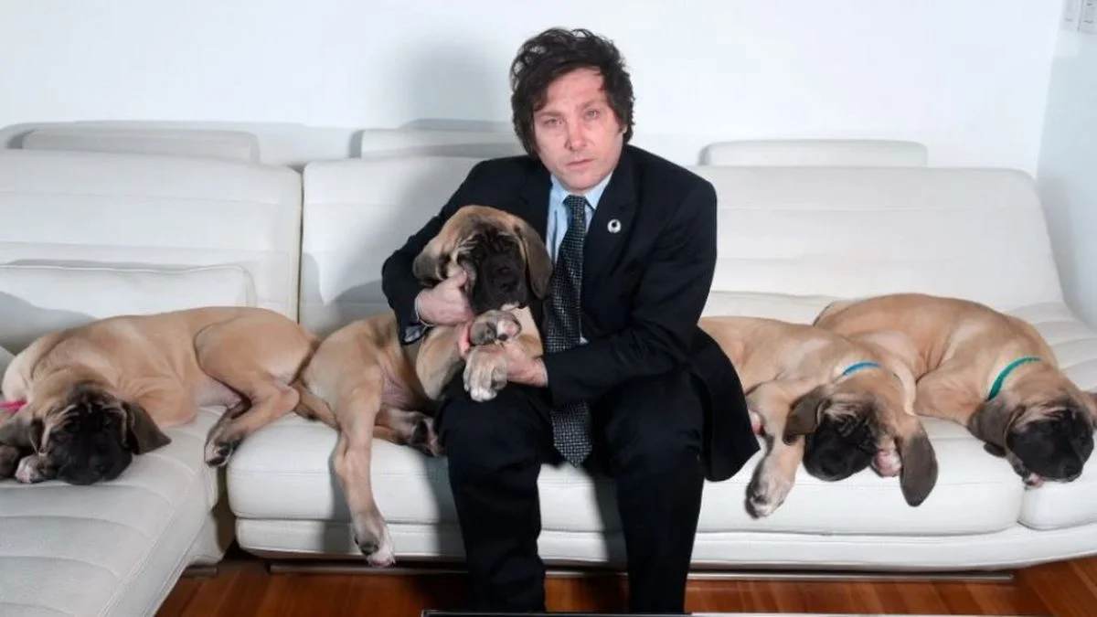 Murió uno de los perros de Javier Milei