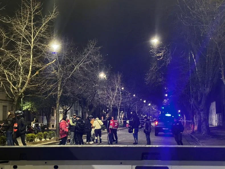 Hay conmoci&oacute;n por el fallecimiento de un repartidor en La Plata