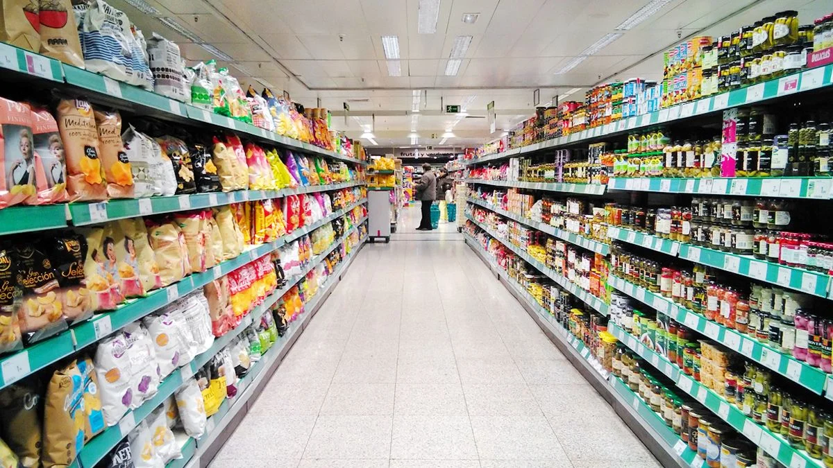 INDEC: bajaron las ventas en supermercados, mayoristas y centros de compras