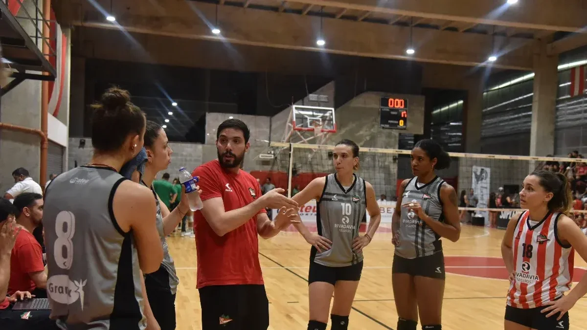 Estudiantes batalló y se metió entre los cuatro mejores de la Liga Argentina