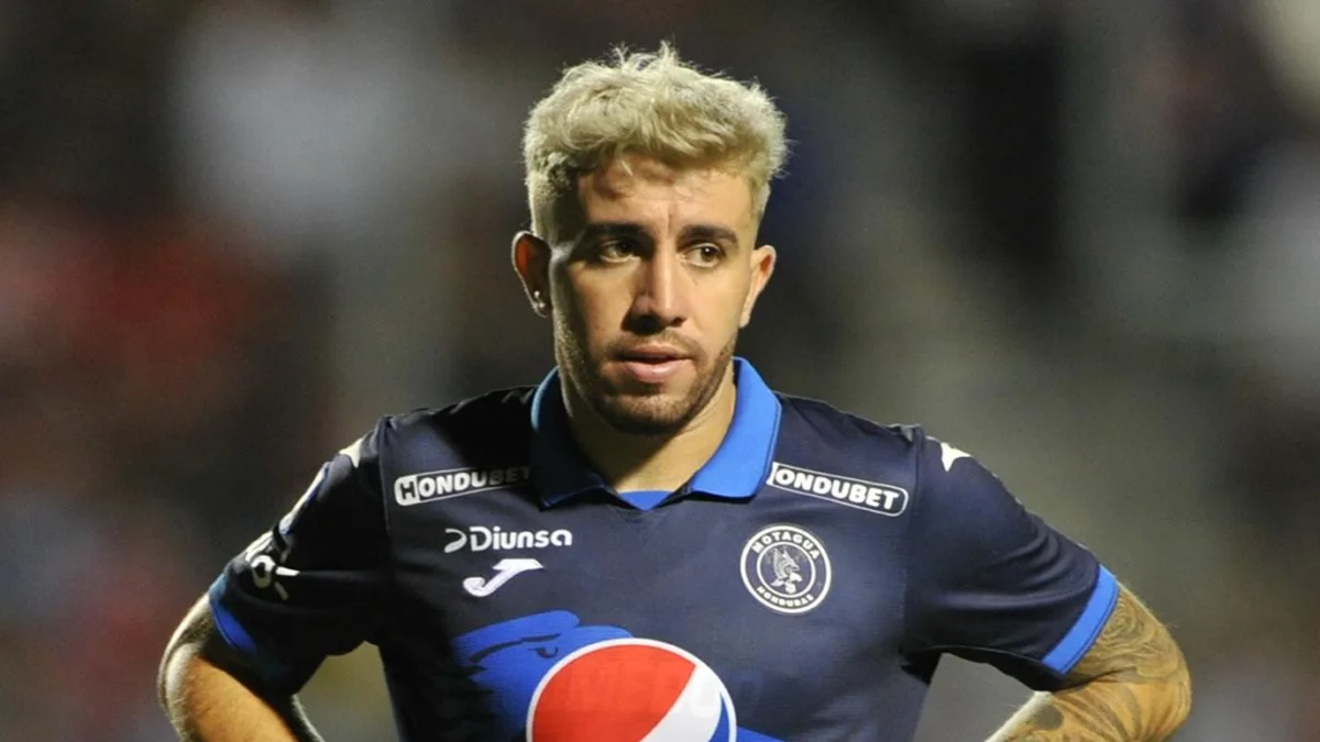 La llegada de Auzmendi a Gimnasia está "frenada", Godoy Cruz pone palos en la rueda