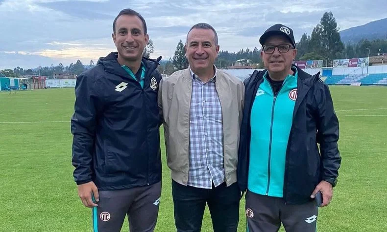 Nicol&aacute;s Sanguinetti hizo inferiores en Gimnasia y form&oacute; parte del cuerpo t&eacute;cnico del Topo en sus &uacute;ltimos clubes