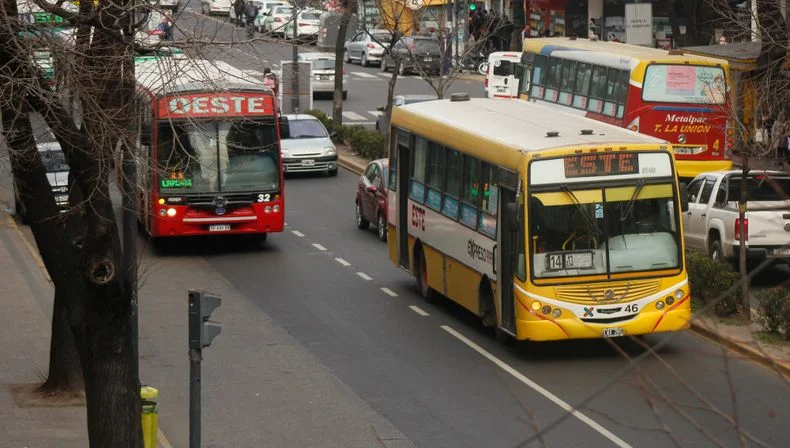 El transporte público en el AMBA es una de las cargas que más influye en los gastos de los bonaerenses