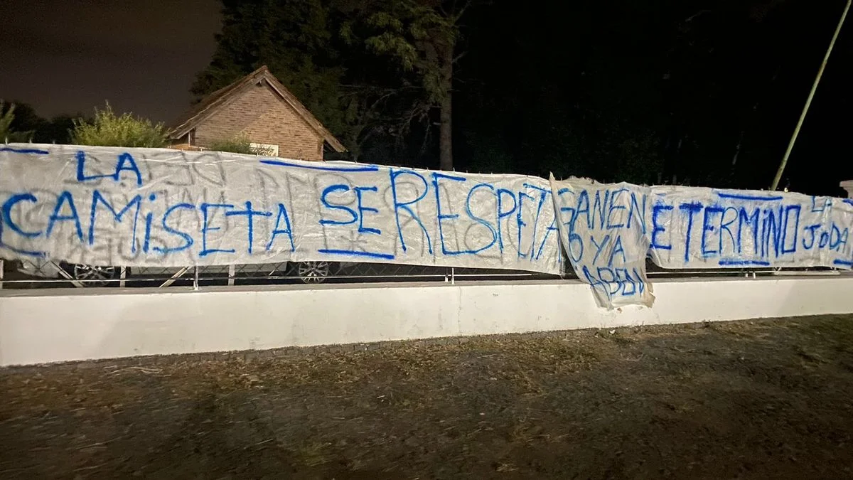 Amenazas en Estancia Chica en la previa del partido de Gimnasia