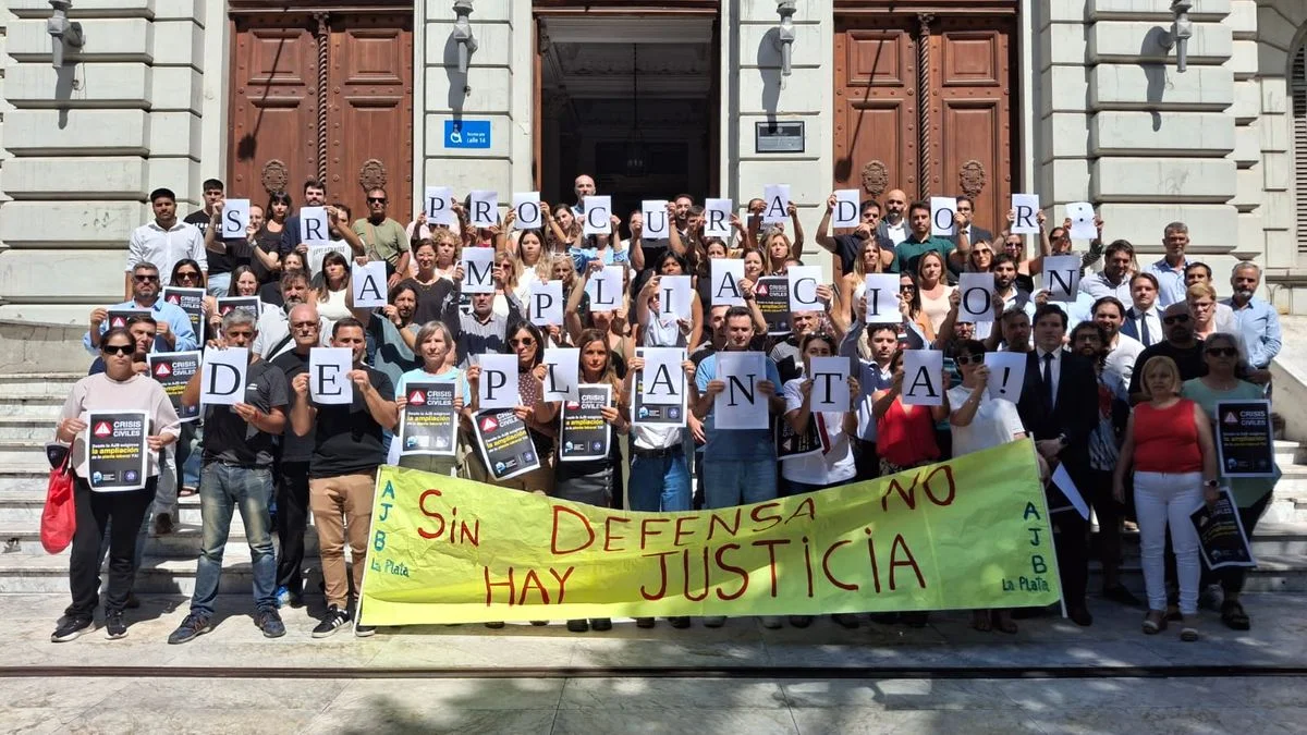 Fuerte reclamo de las Defensorías Civiles de La Plata frente a la Procuración