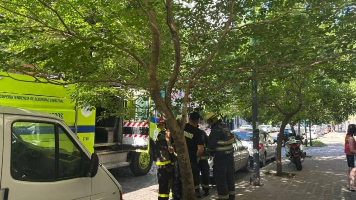 Evacuaron un edificio en pleno centro platense