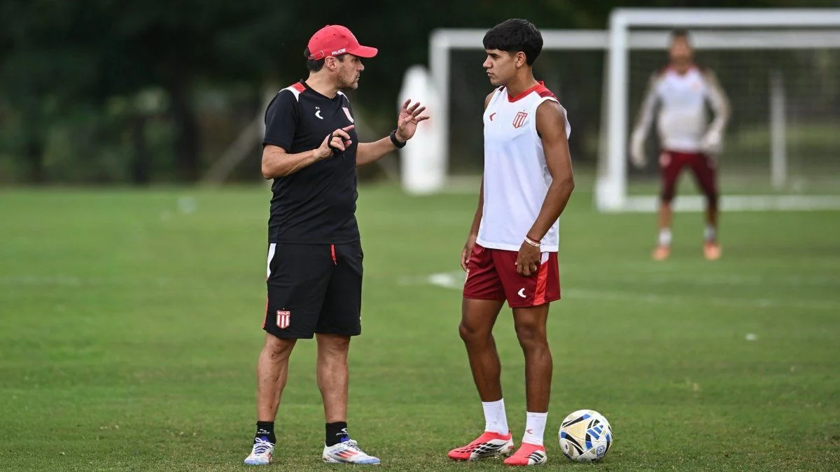 Estudiantes confirmó la primera lista del Cacique Medina