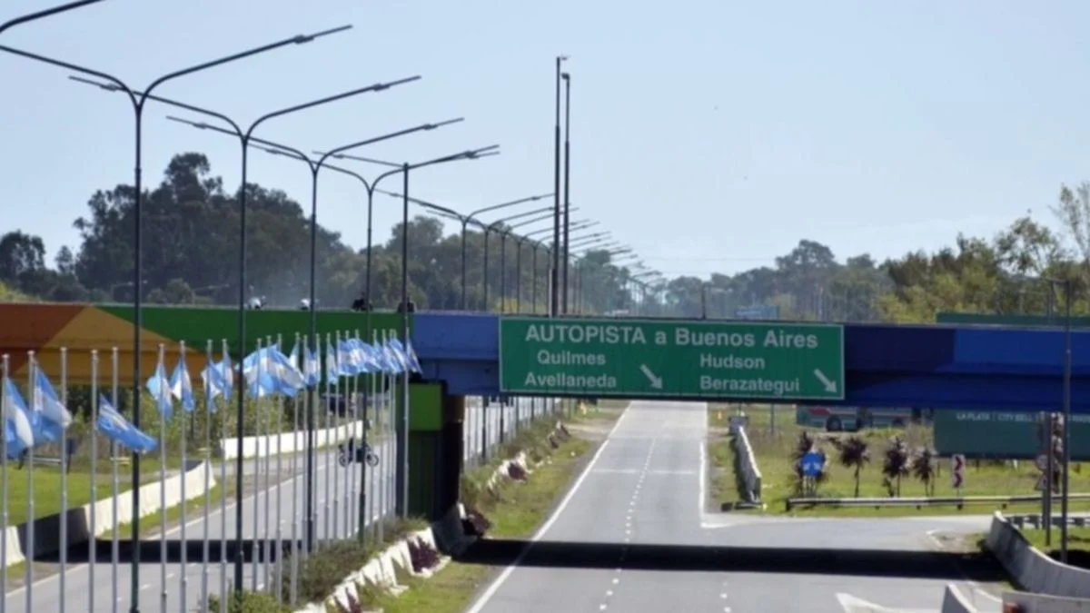 Restringen el tránsito en la Autopista Buenos Aires - La Plata y la Ruta 2 durante el fin de semana