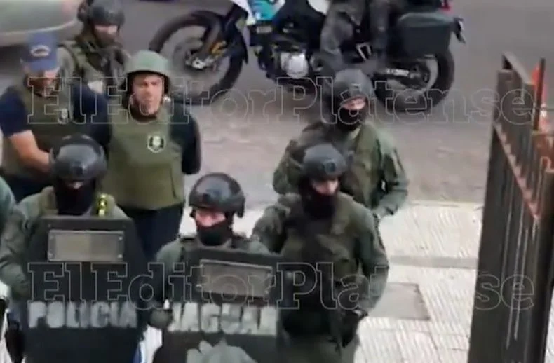 Gran despliegue policial en el traslado de Iván Tobar