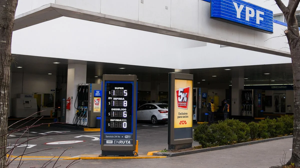 YPF aumenta un 3,5% a partir de la medianoche
