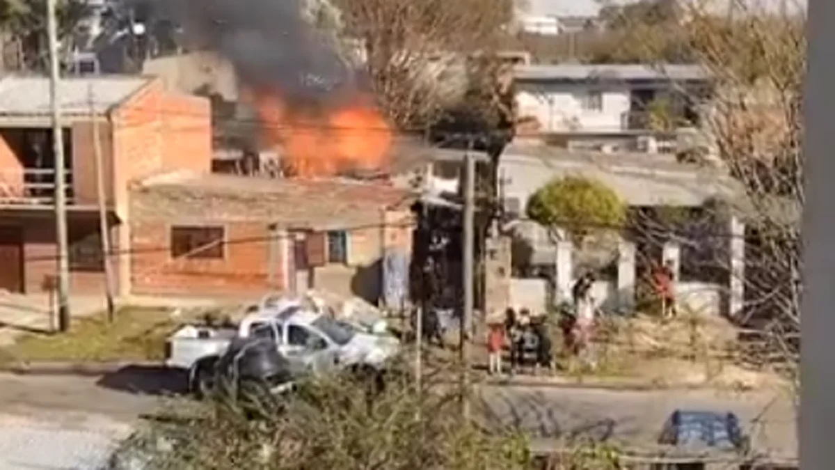 Ensenada: una mujer y sus hijos se intoxicaron por un incendio