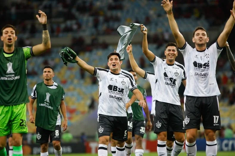 Leonardo Heredia y Jos&eacute; Florent&iacute;n convirtieron los goles para Central C&oacute;rdoba en el Maracan&aacute;