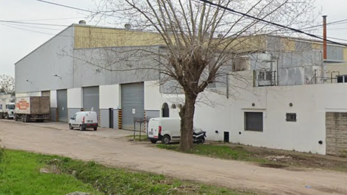 Balearon al vigilador de una fábrica en José Hernández