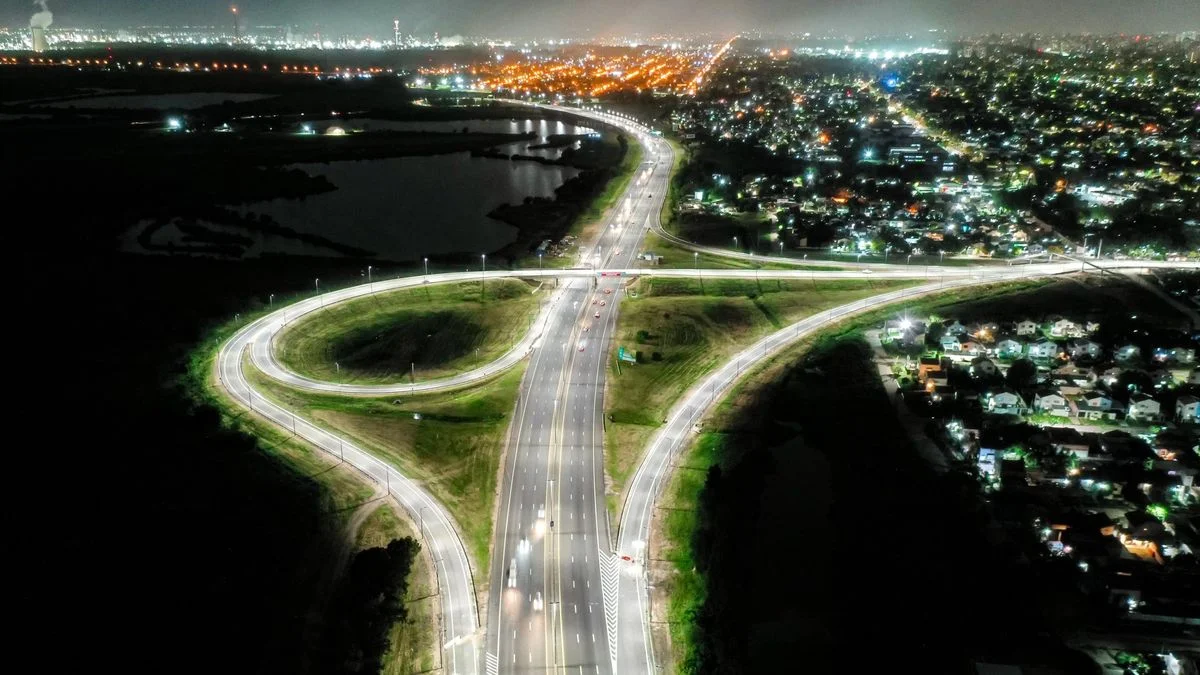 La Plata: quedará inaugurada la bajada de Avenida 520 en la Autopista Buenos Aires-La Plata