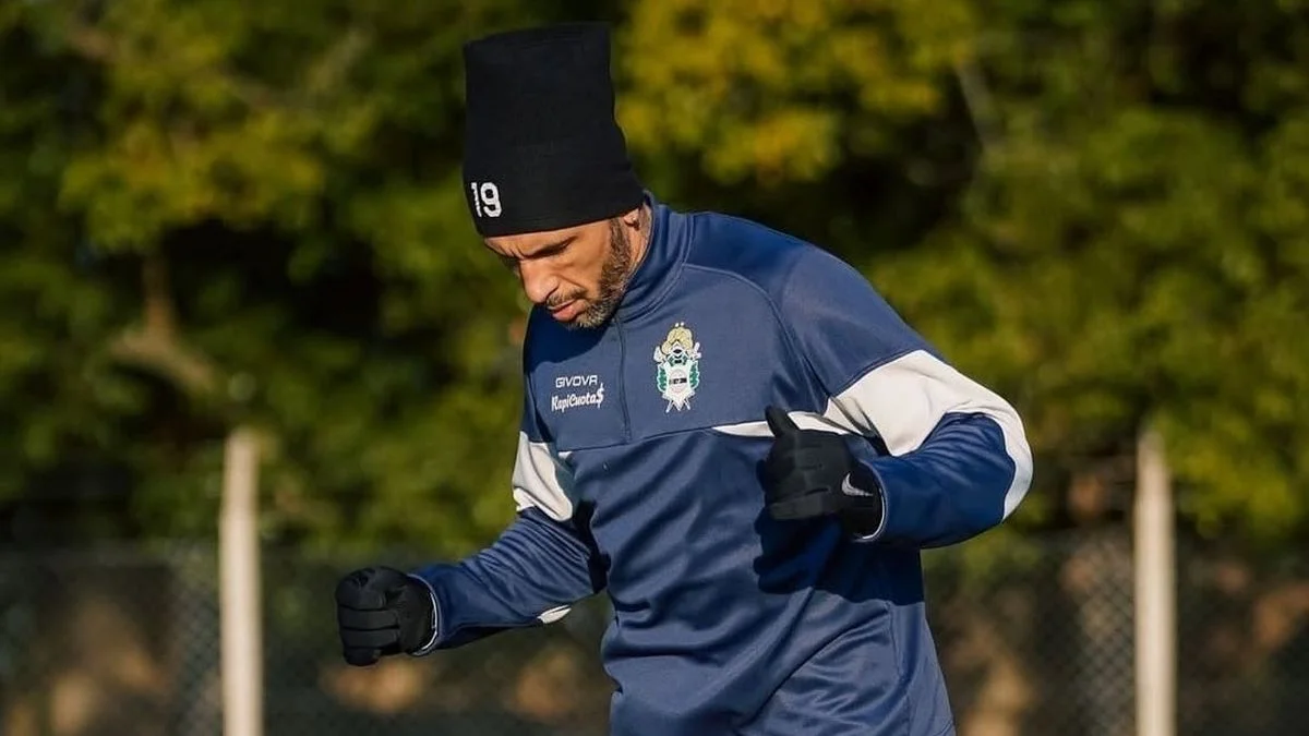 Gimnasia continúa la pretemporada y Alejandro Orfila se mete de lleno en el mercado