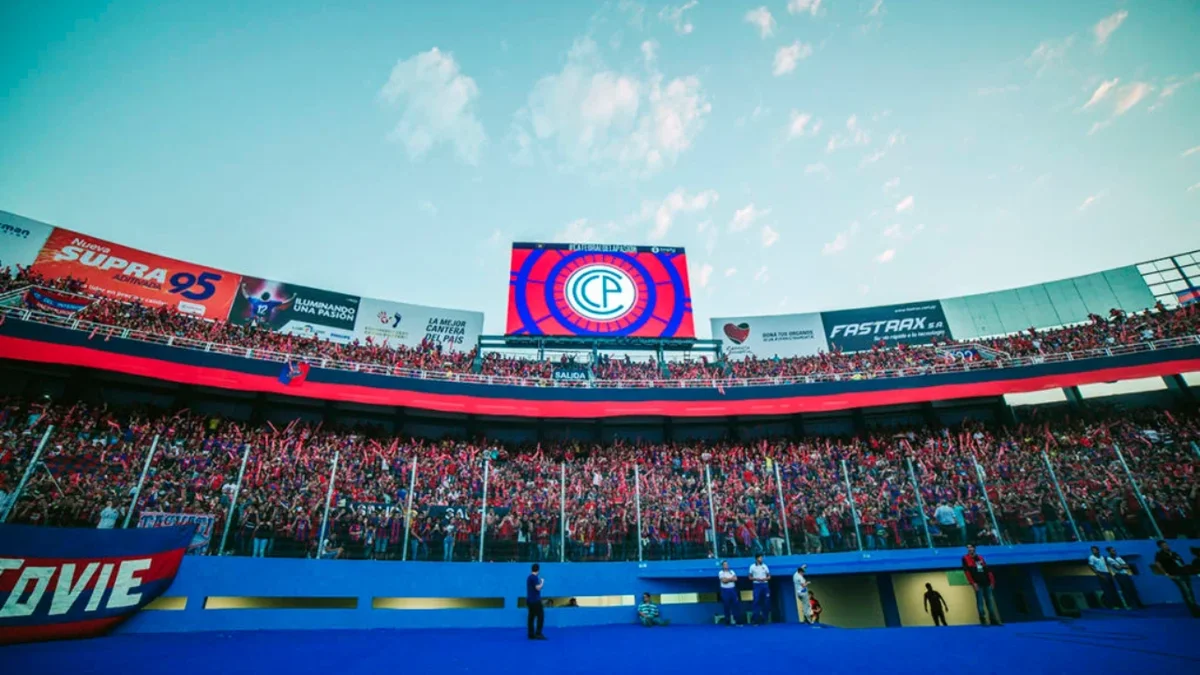 Previo a jugar con Estudiantes, Cerro Porteño recibió una dura sanción