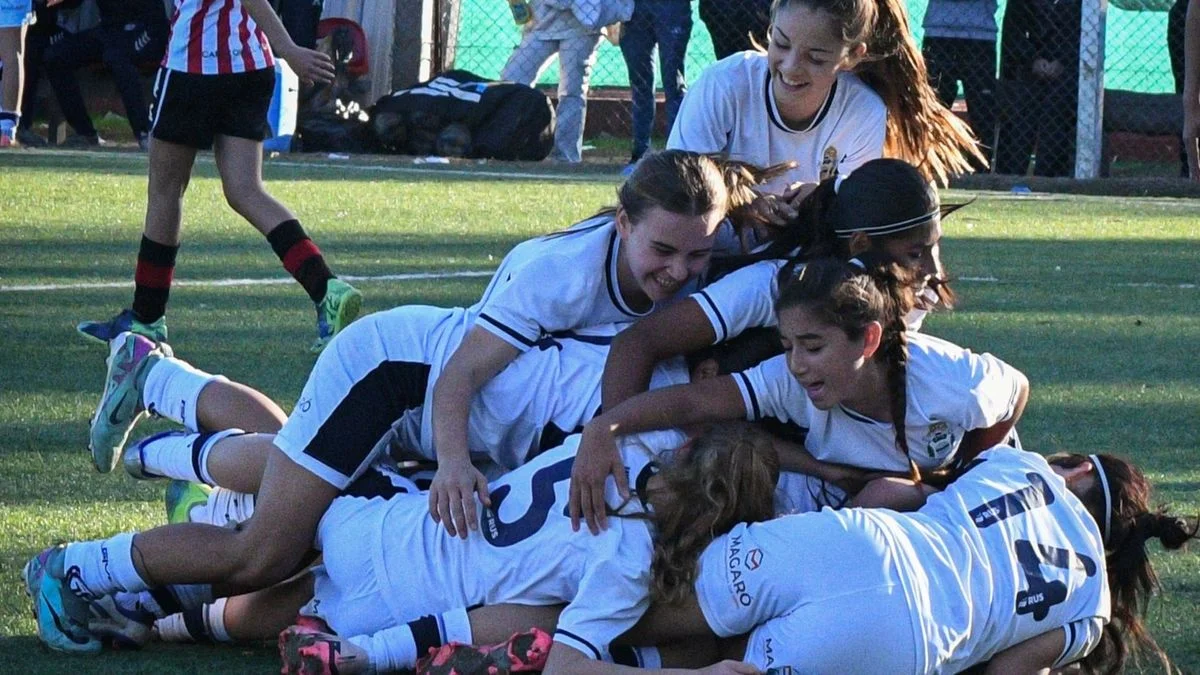 Gimnasia se impuso en los clásicos de juveniles femeninos