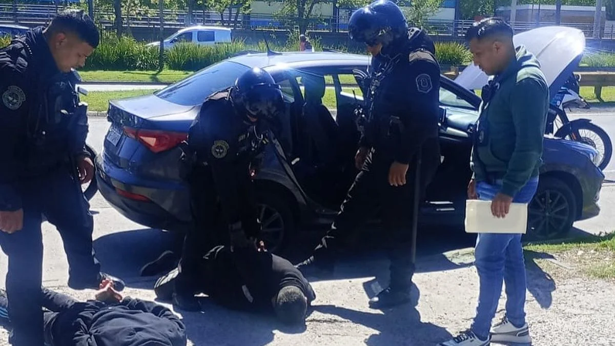 Cayó una banda dedicada al robo de autopartes en La Plata