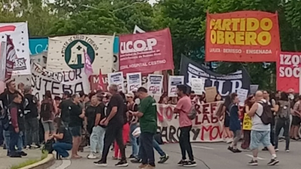 Levantan el corte en la rotonda de la Autopista La Plata‑Buenos Aires