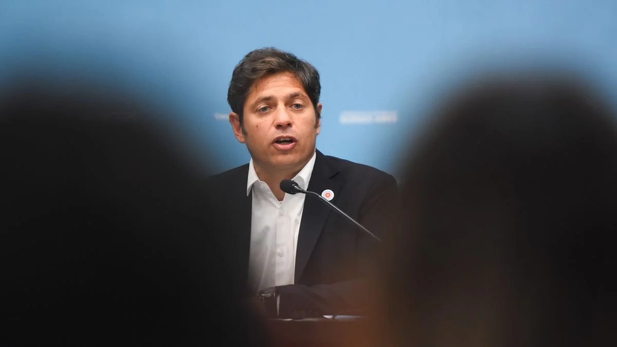 La oposición presiona a Kicillof para que suspenda las PASO