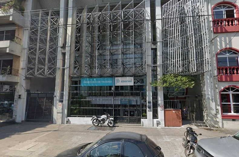 Provincia llamó a paritarias para discutir aumentos de sueldo