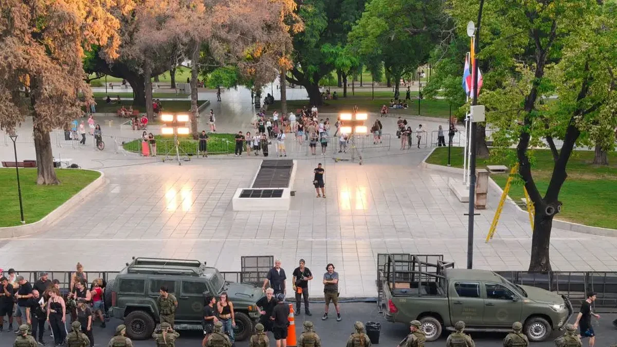 Cortes en el centro de La Plata por el rodaje de la miniserie de Netflix