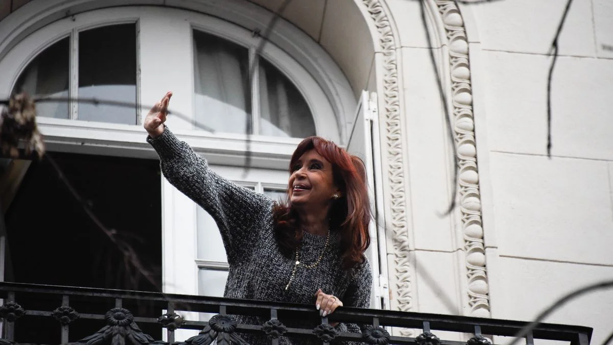 Cristina Kirchner fue derivada al Sanatorio Otamendi por un dolor abdominal
