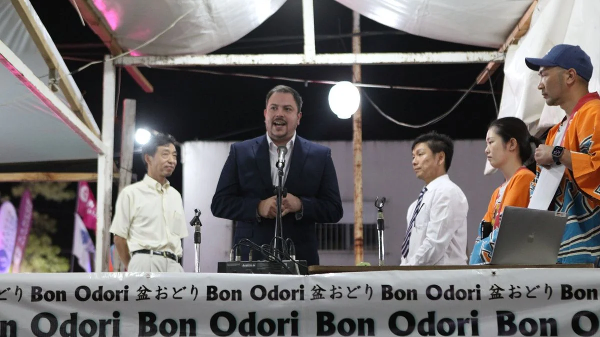 Pablo Elías, en modo intendente, visitó Bon Odori y recorrió obras en la Terminal