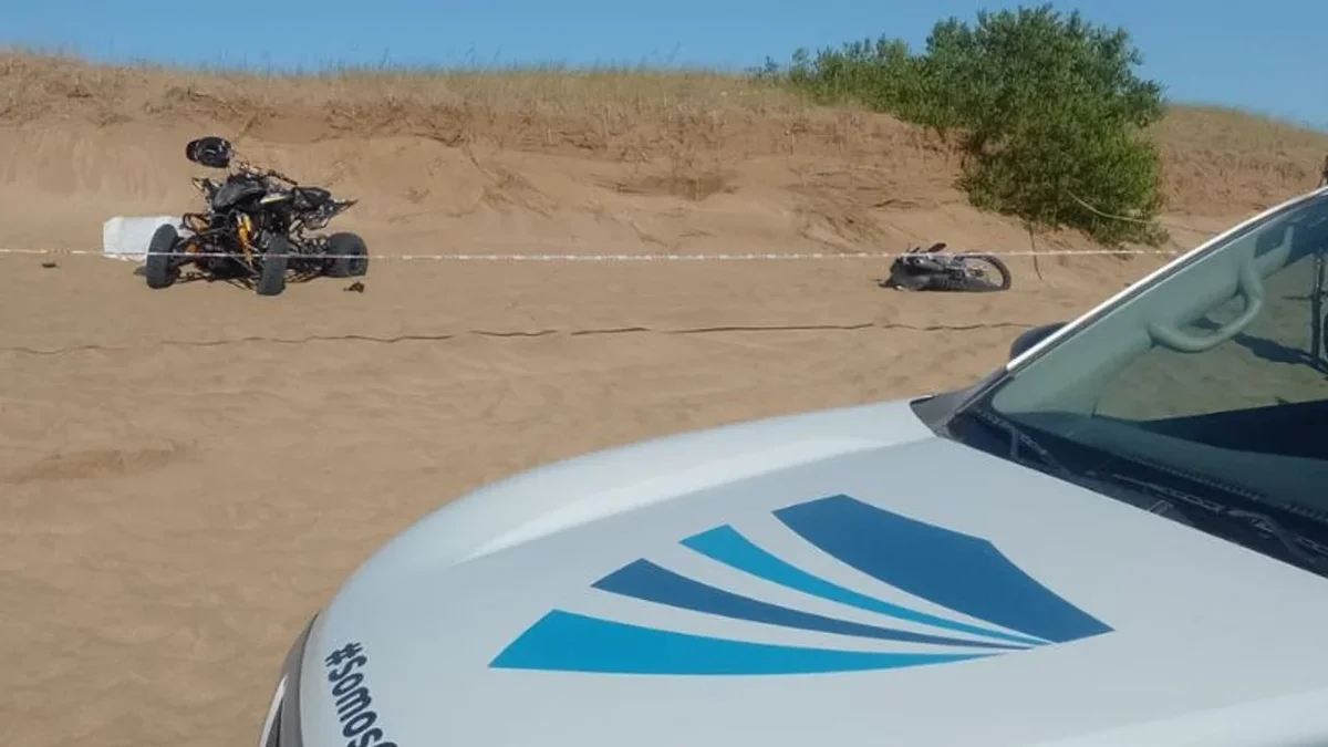 Tragedia en la Costa: un motociclista murió en la playa tras chocar de frente con un cuatriciclo