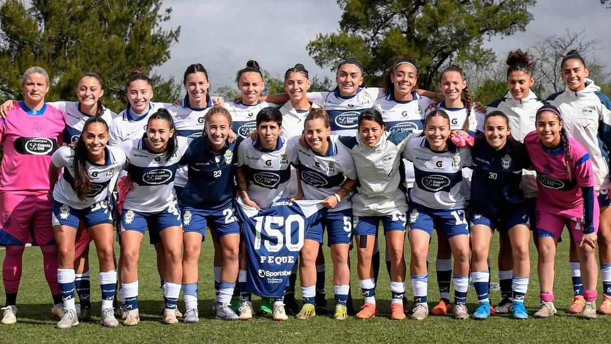 Gimnasia clasificó y reconoció a su histórica referente