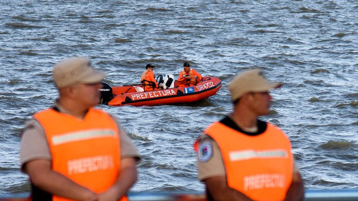 Buscan a un hombre perdido en el Río de La Plata