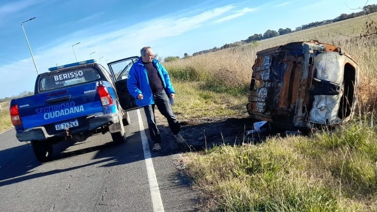Se profundizan las investigaciones por la aparición de autos incinerados en Berisso
