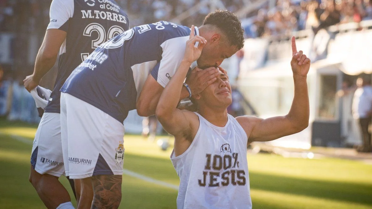 Gimnasia consiguió otro gran triunfo y sueña con clasificar