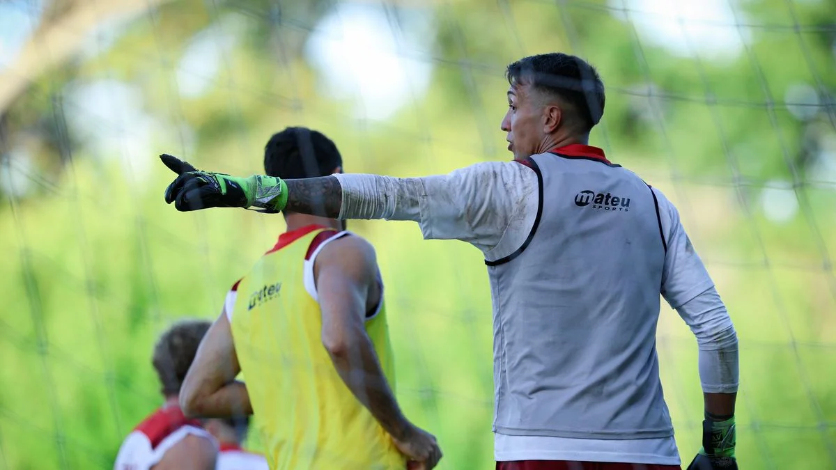 Eduardo Domínguez confirmó la lista de convocados para el debut de Estudiantes