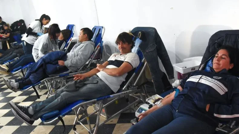Gimnasia realizó la tradicional donación de sangre por el aniversario del Estadio Juan Carmelo Zerillo