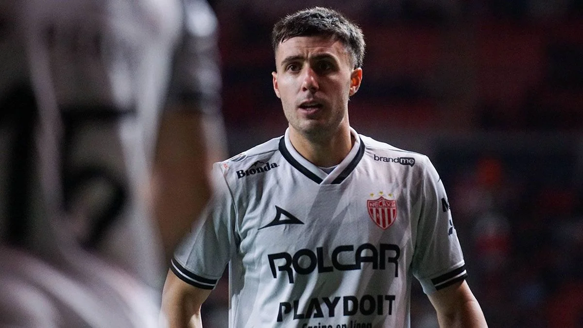 Gimnasia embolsa dinero: José Paradela, a un grande de México
