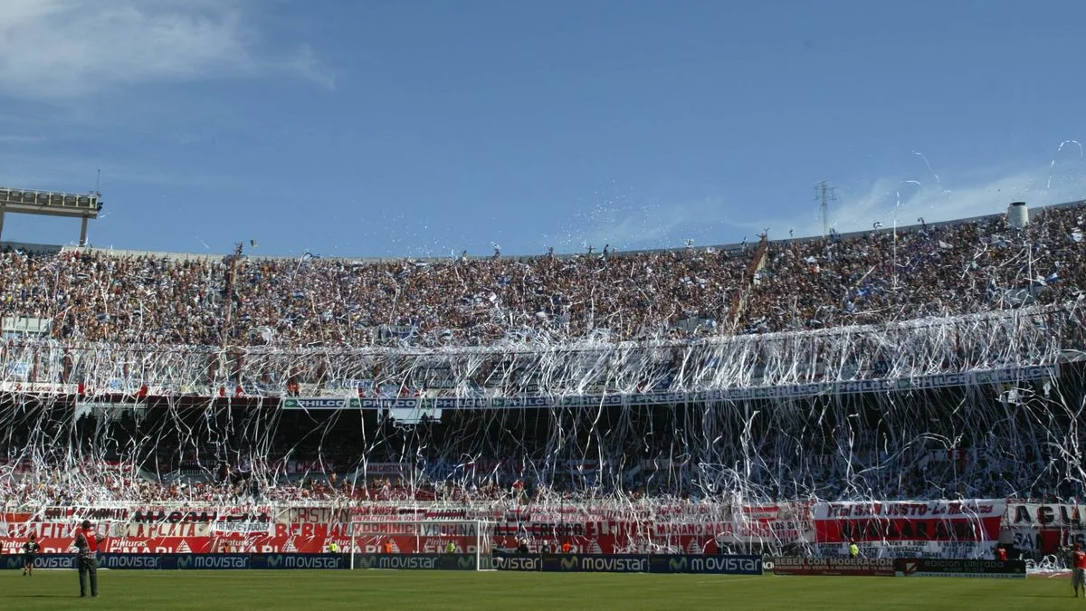 Llegaba puntero: la última vez que Gimnasia ganó en Nuñez