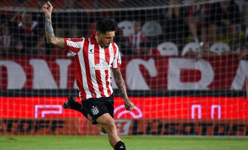 Jos&eacute; Sosa tiene posibilidades de volver a ser titular en Estudiantes