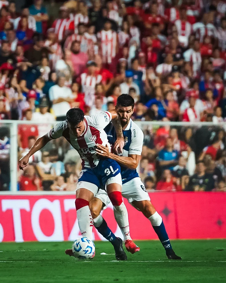 Floja presentaci&oacute;n de Gimnasia con Uni&oacute;n de Santa Fe