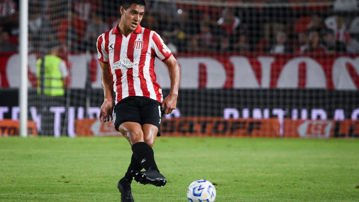 A una fecha del clásico, Santiago Núñez llegó a cuatro amarillas