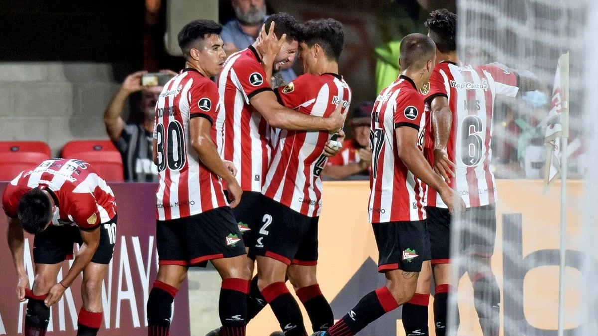 Un jugador querido por Estudiantes, ofrecido a un grande argentino