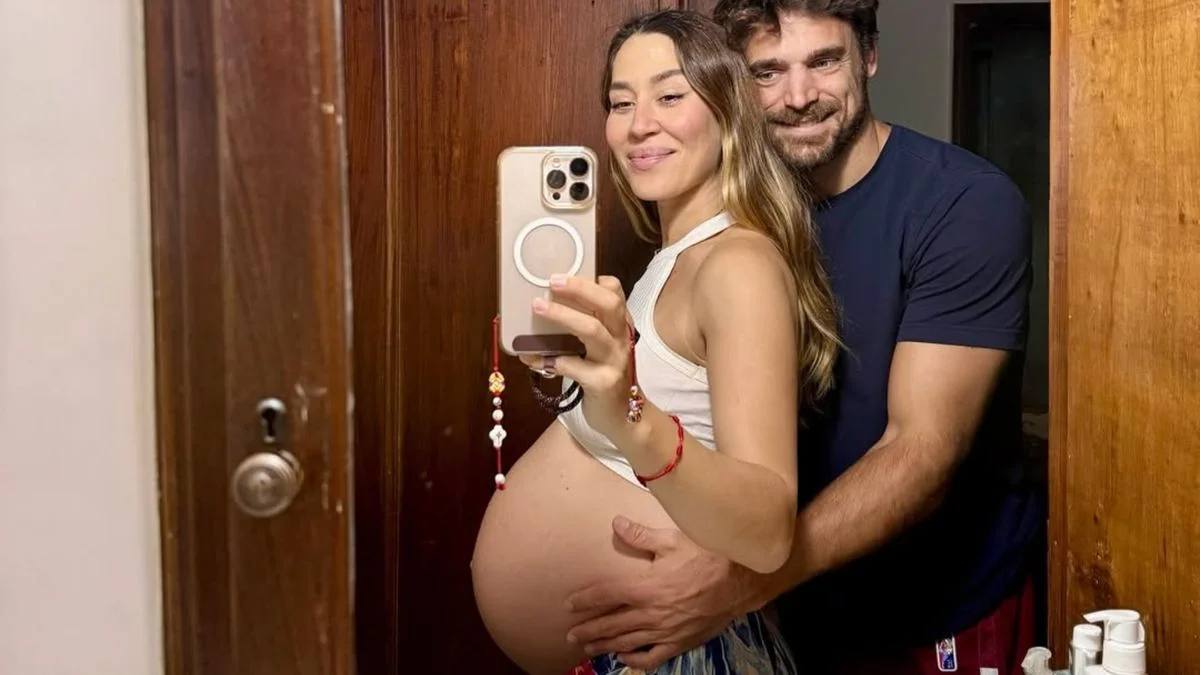 Nació el segundo hijo de Jimena Barón: qué nombre le puso