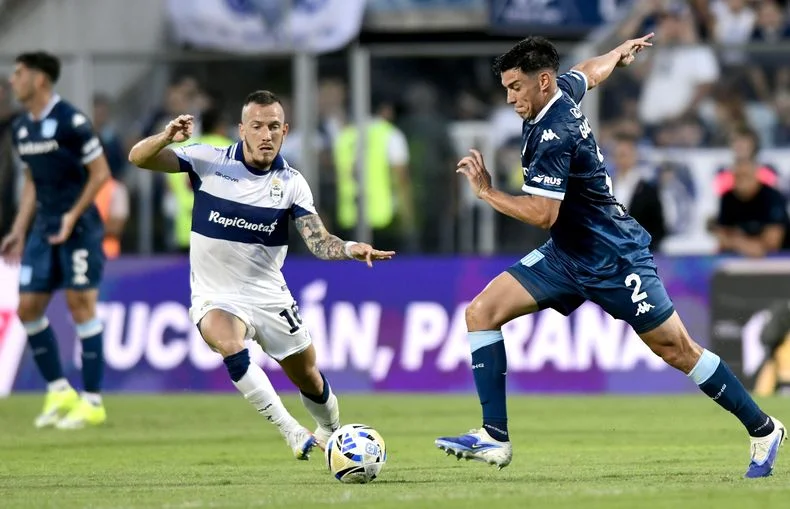 Augusto Max fue uno de los futbolistas de Gimnasia que habl&oacute; tras la victoria en el Bosque