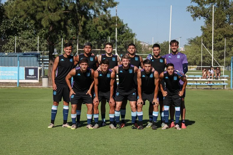 La Reserva de Racing: El equipo del ex Gimnasia, Chirola Romero