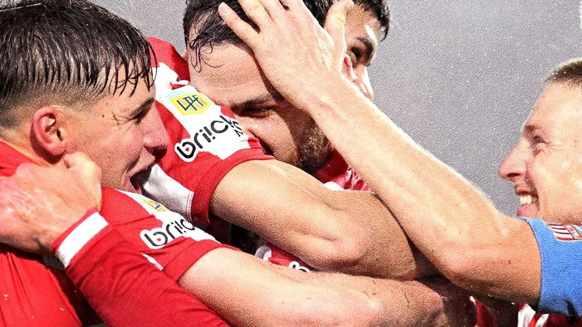 Estudiantes venció a Independiente Rivadavia en un partido cargado de emociones