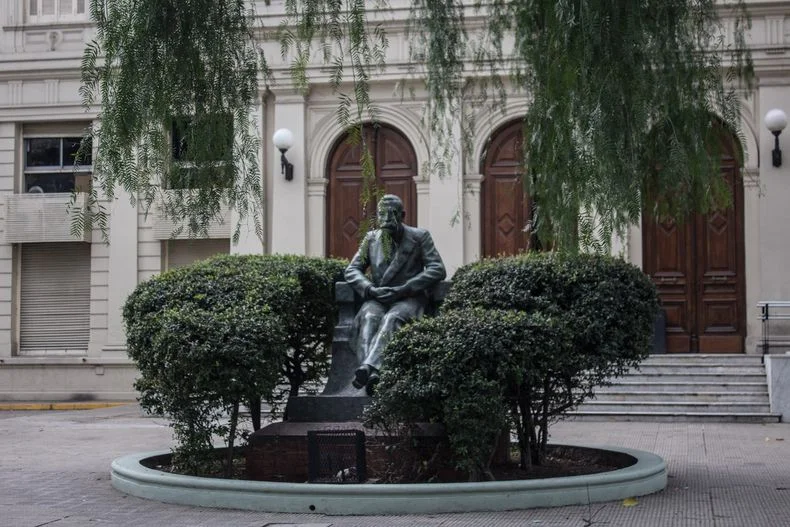 Edificio del rectorado de la UNLP